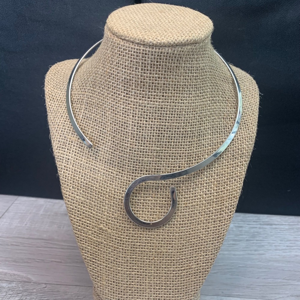 Vintage Modernist Silver Tone Torque Collar Necklace Geometric Open Choker bulk1